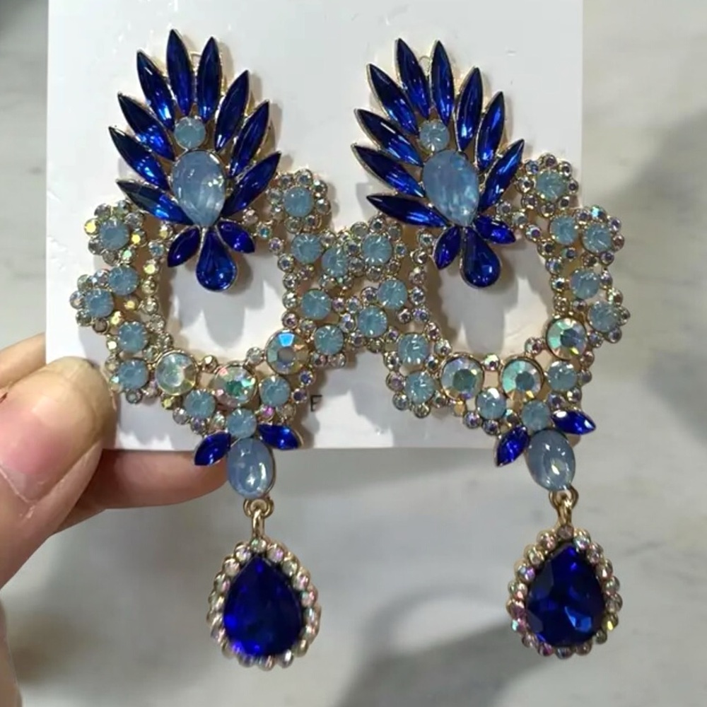 💙Royal Blue Crystal Iridescent GoldTone Floral Drop statement Earrings